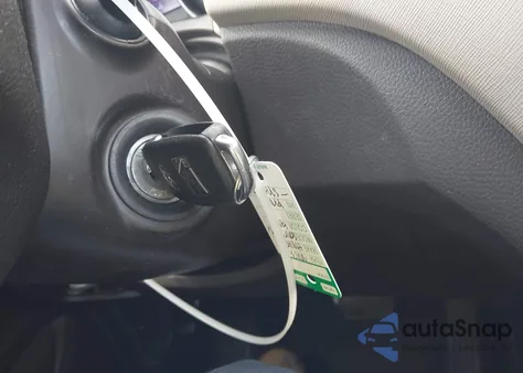 2013 Hyundai Santa Fe Sport z USA, uszkodzony, nr VIN 5XYZTDLB6DG015606